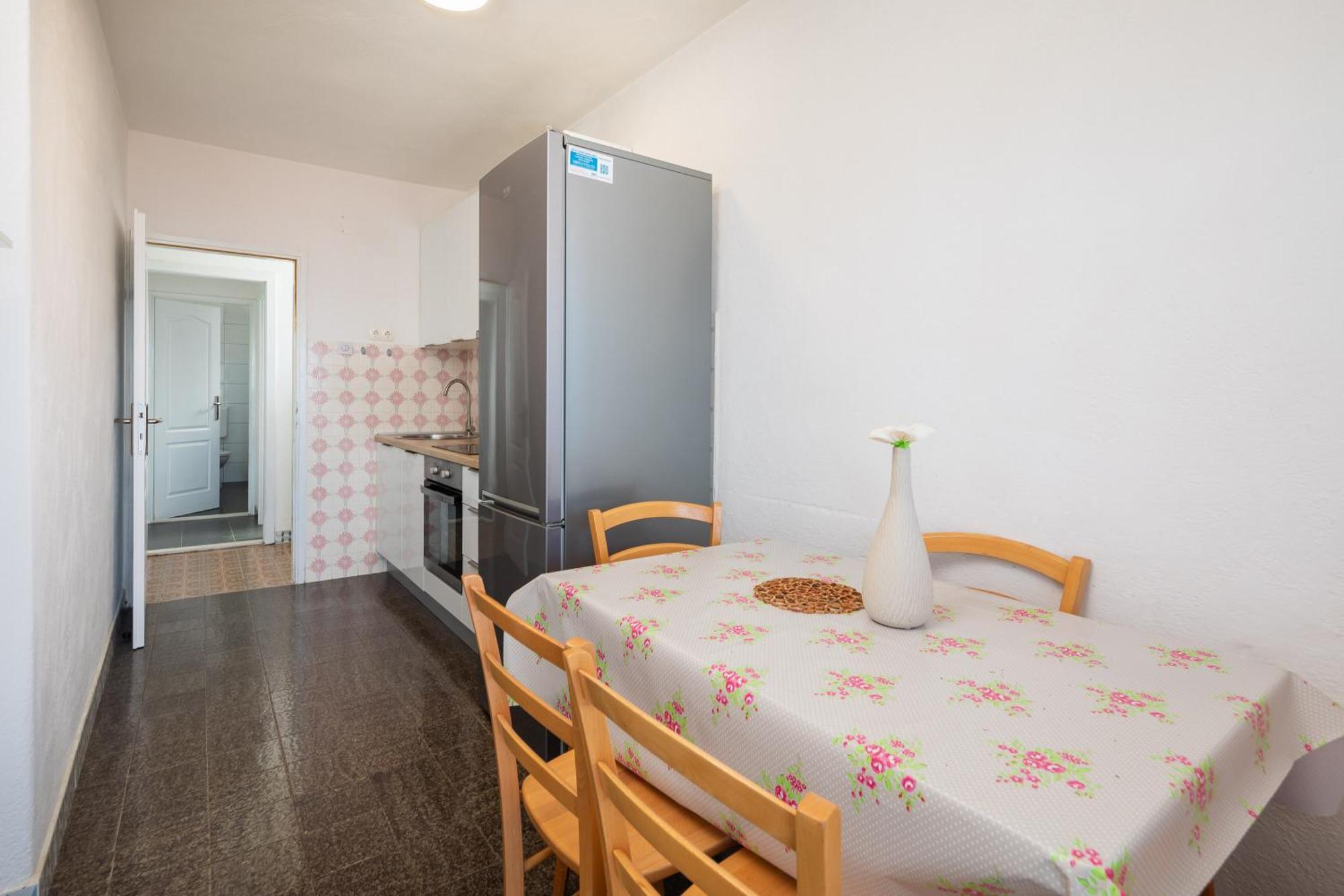 Apartments Roza Оміш Екстер'єр фото